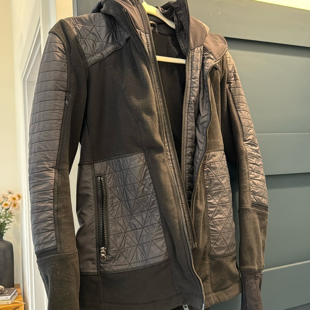 Lulu Lemon black jacket